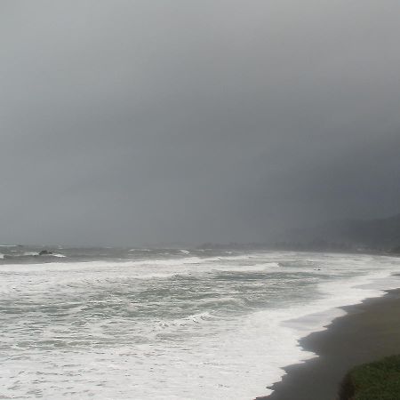 White Rock Resort Smith River 外观 照片